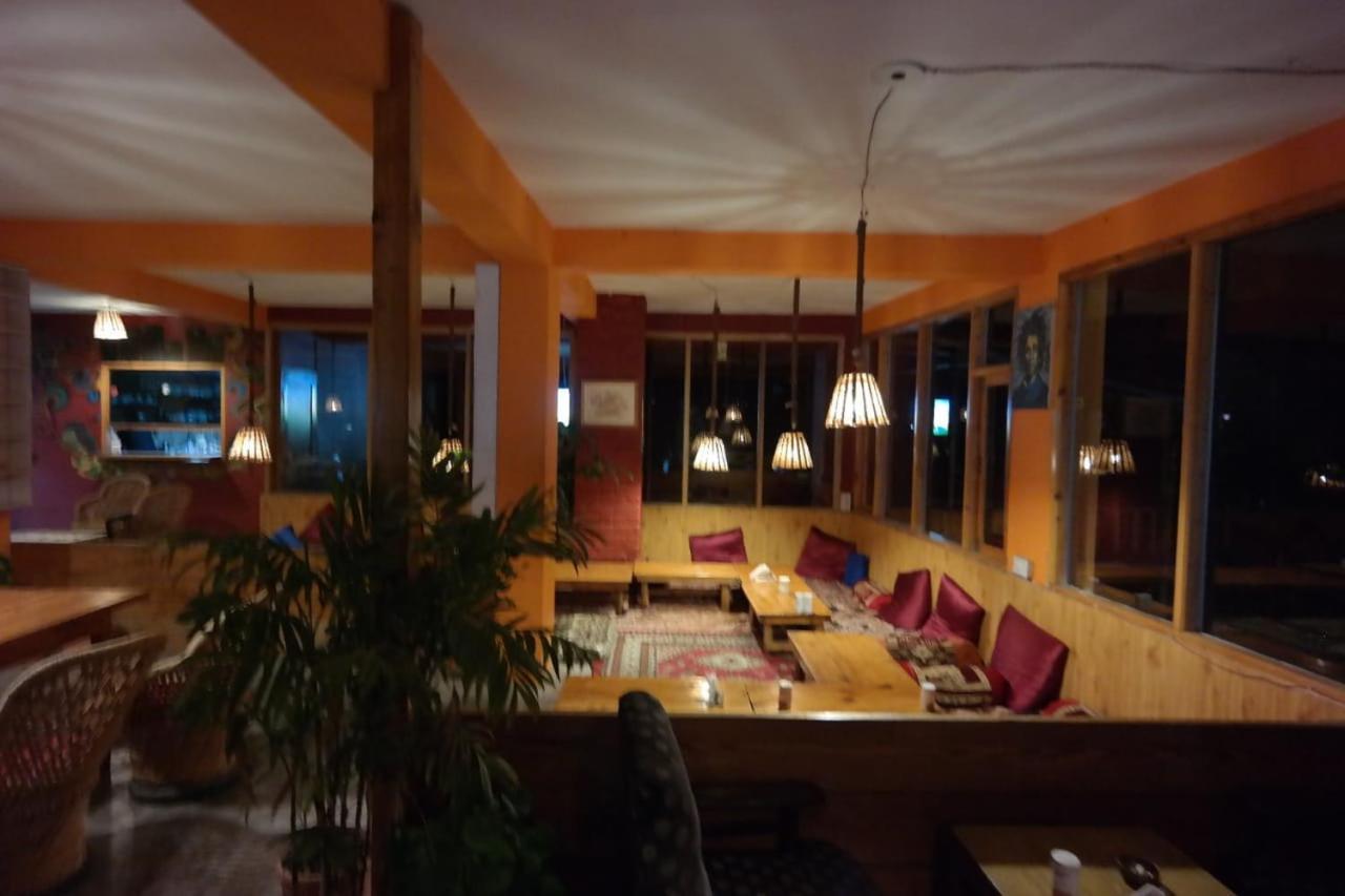 Rasta Cafe And Lodge Manāli Εξωτερικό φωτογραφία